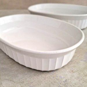 Set of 2 Corning Ware Oval Casserole Dishes